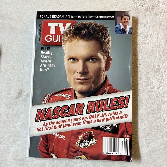 Lot of 4 TV Guide Books 2003 2004 NASCAR Collectible Dual-Image Car - Picture 5 of 10